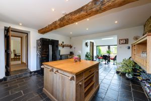 Kitchen Breakfast Room- click for photo gallery